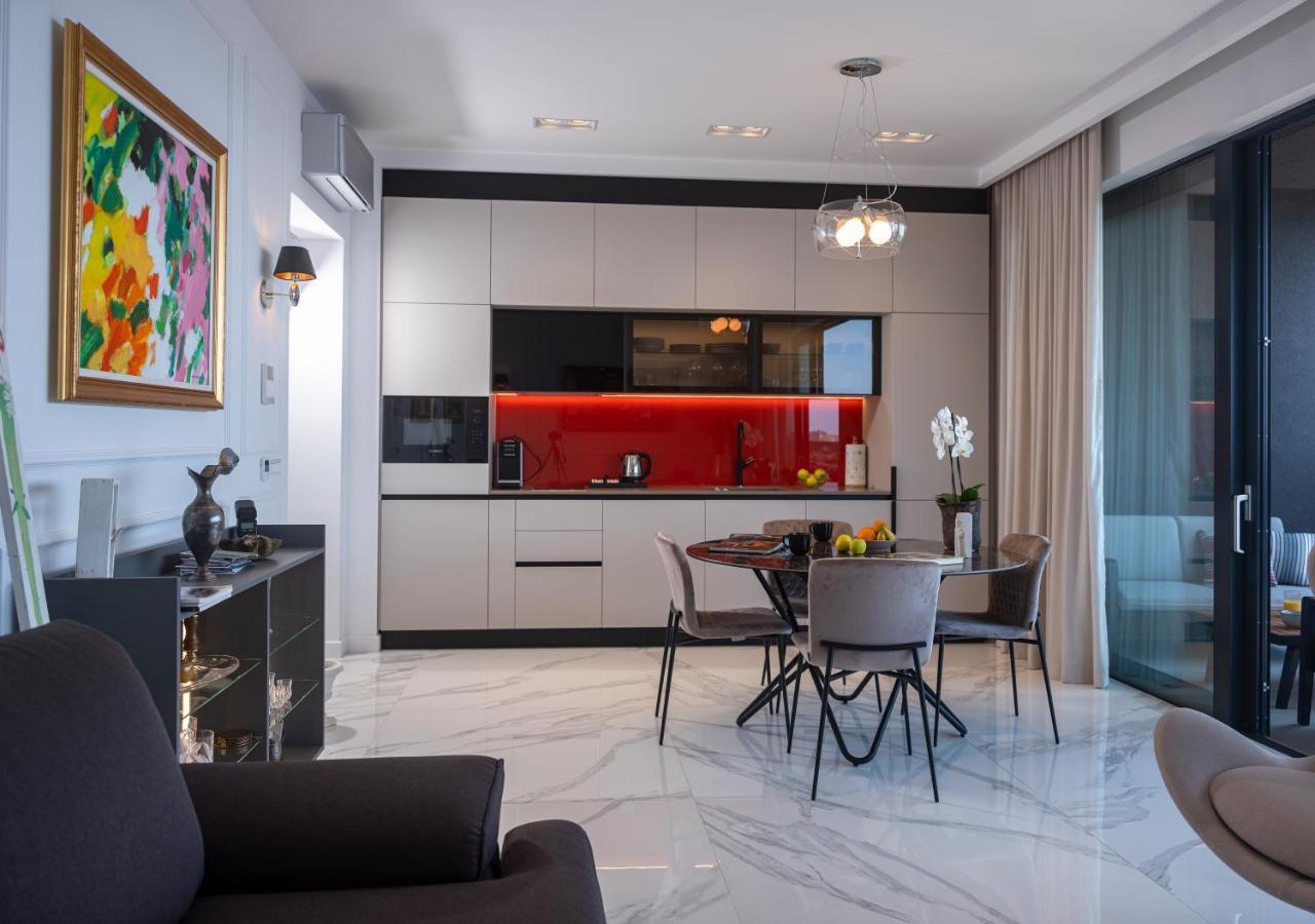 New & Luxury 5* With Breathtaking View- Kiki Lu Apartment Дубровник Екстериор снимка