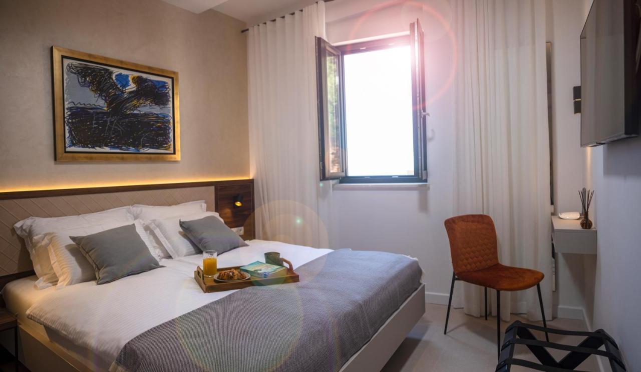 New & Luxury 5* With Breathtaking View- Kiki Lu Apartment Дубровник Екстериор снимка