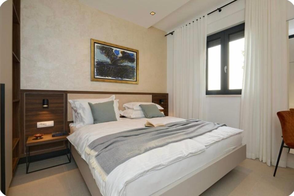 New & Luxury 5* With Breathtaking View- Kiki Lu Apartment Дубровник Екстериор снимка